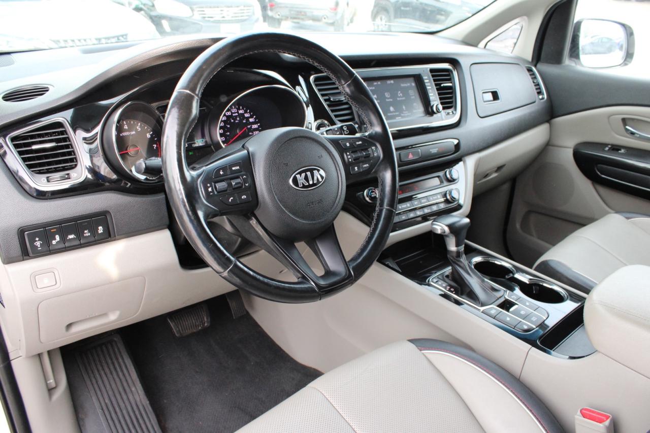 2020 Kia Sedona EX   8 PASSENGER LEATHER   NO ACCIDENT   CLEAN CAR Photo