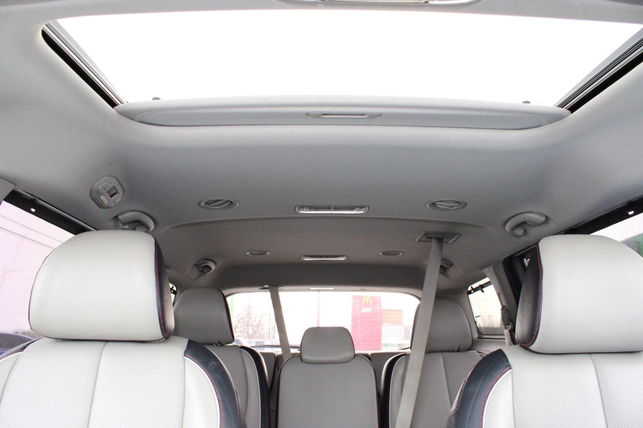 2020 Kia Sedona EX   8 PASSENGER LEATHER   NO ACCIDENT   CLEAN CAR Photo