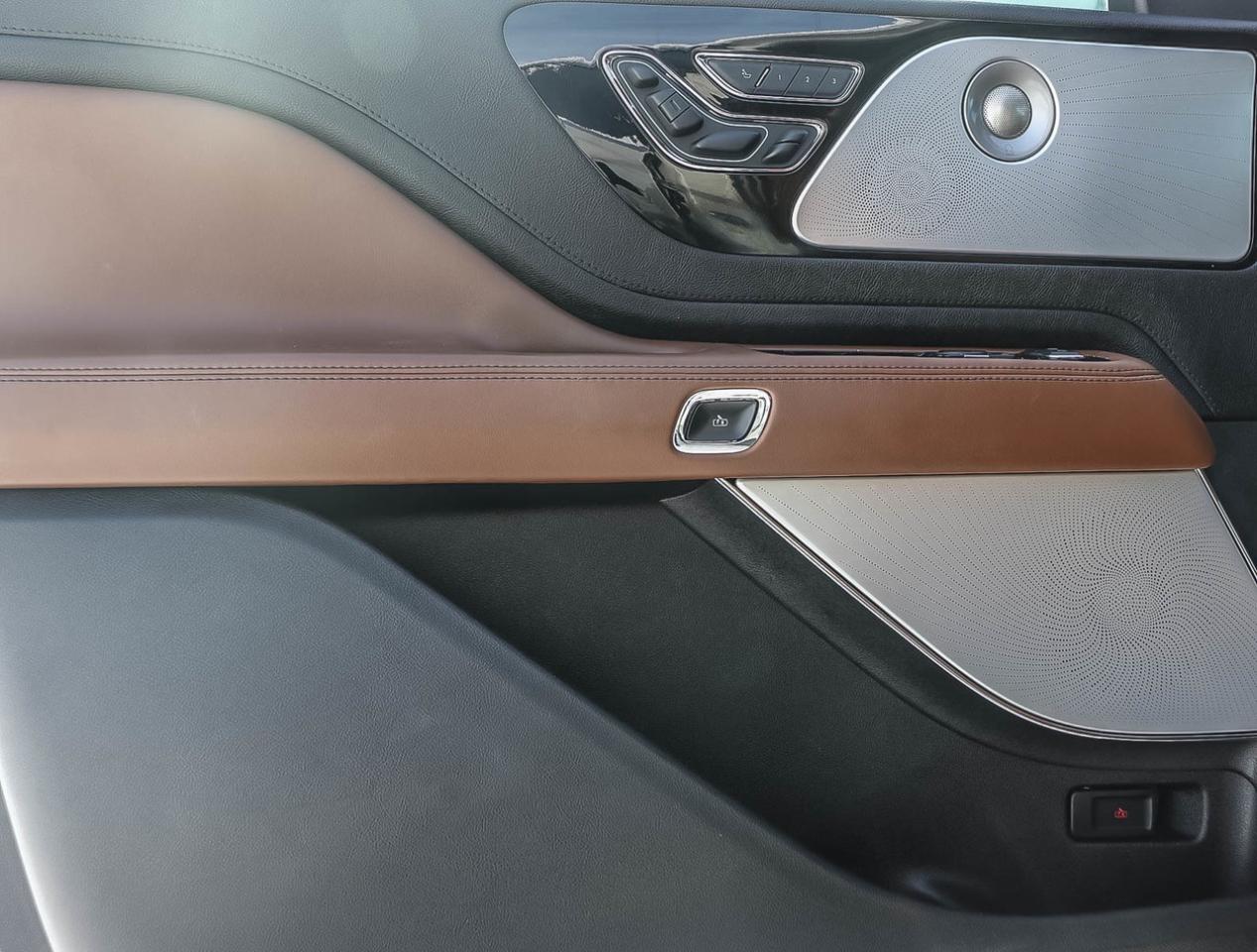 2023 Lincoln Aviator Reserve Photo