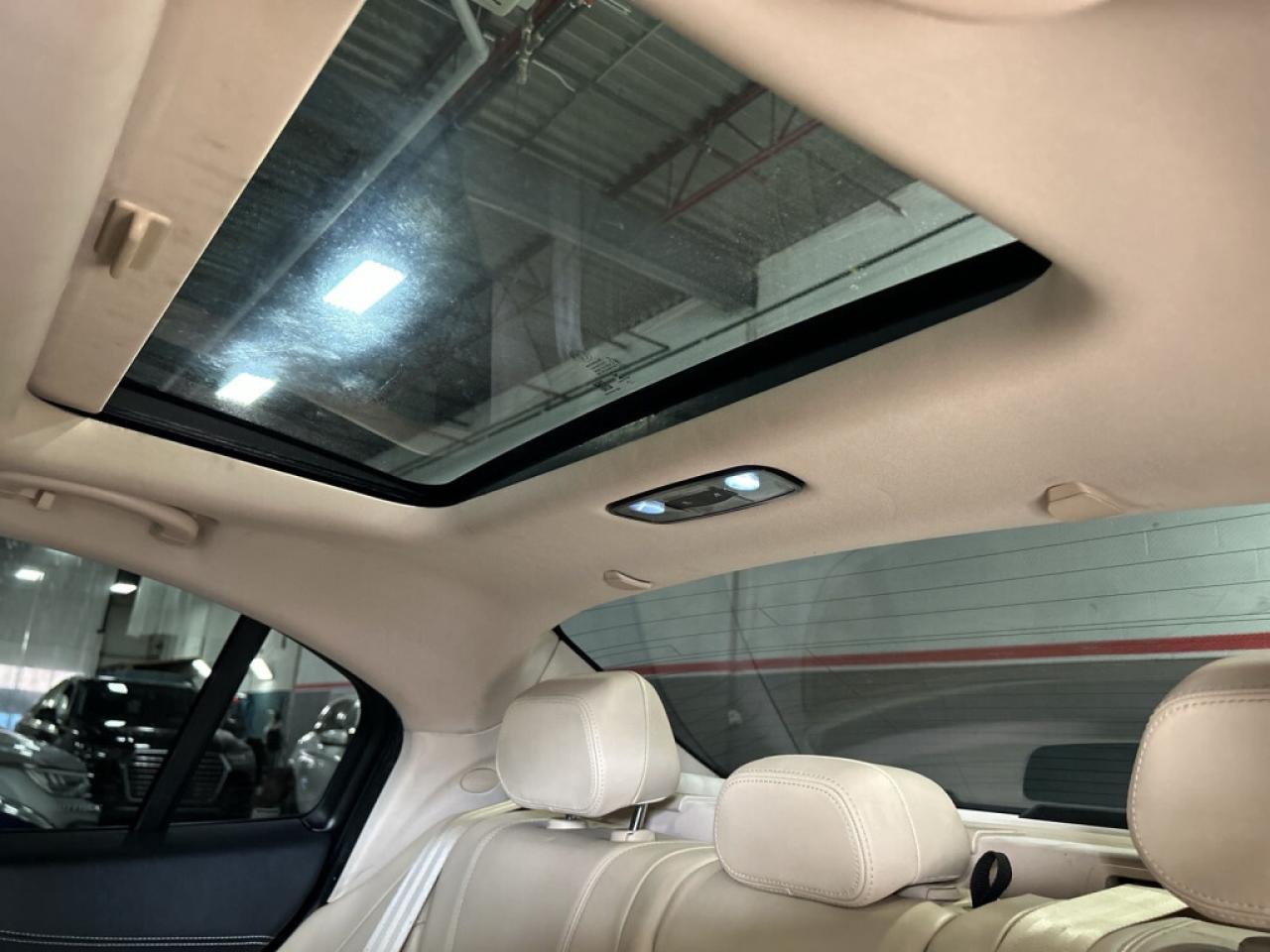 2017 Alfa Romeo Giulia Ti AWD/Leather/NAVI/Sunroof/B Cam/Heated Seats/Exe Photo