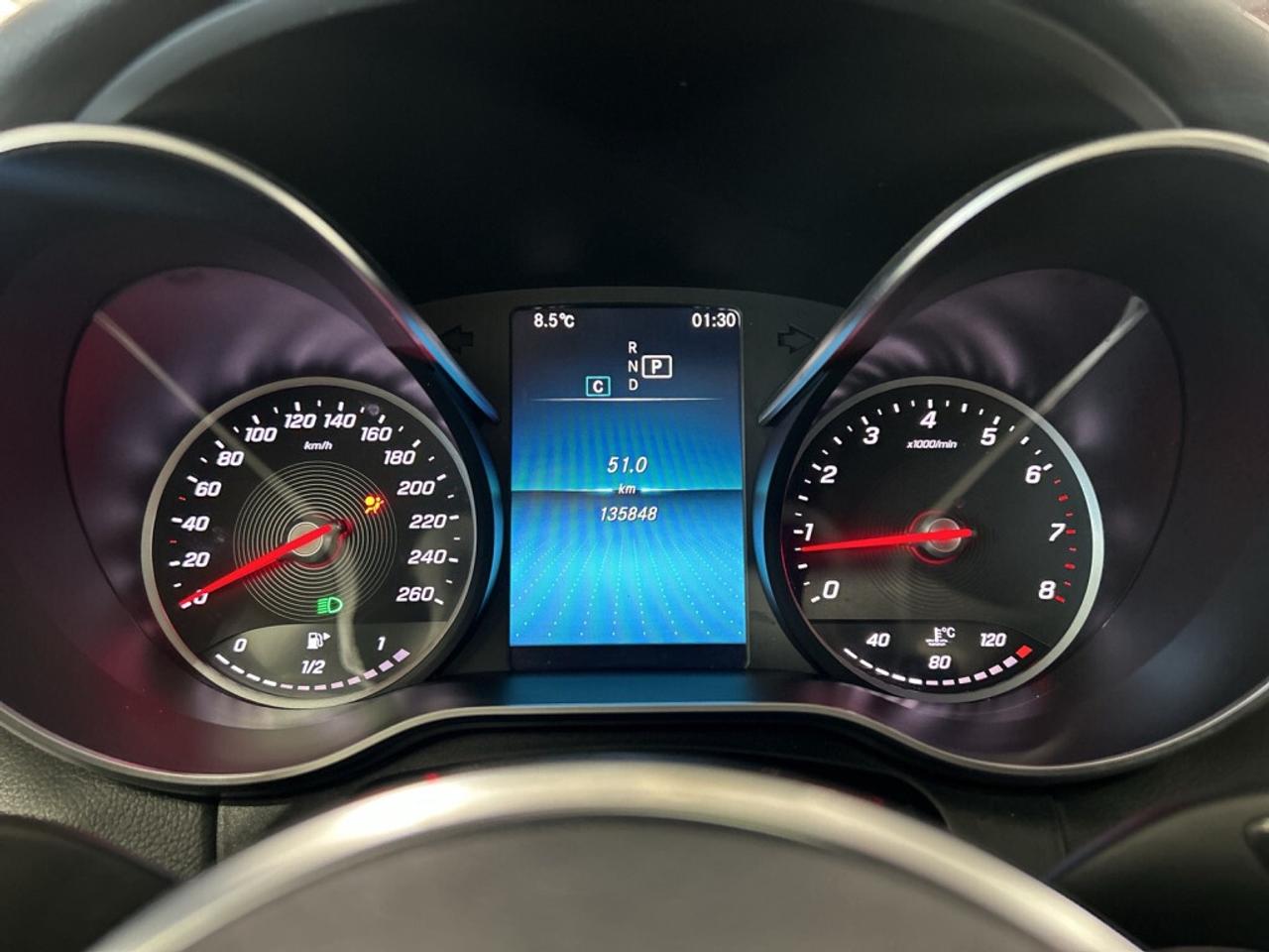 2020 Mercedes-Benz C-Class C 300 4MATIC AMG Pkg / NAV / Sunroof / Leather Photo