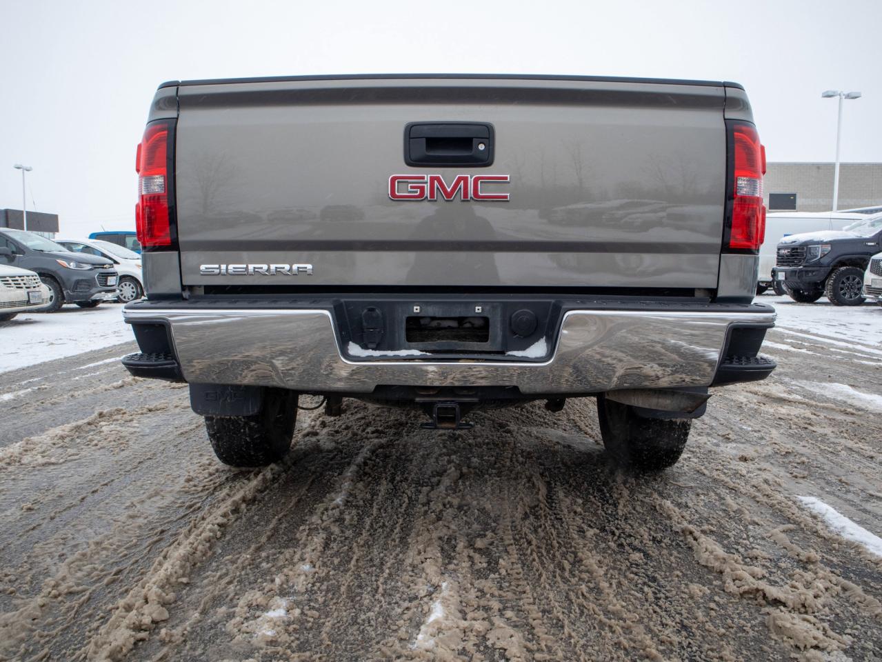 2017 GMC Sierra 1500 - MP3 Capability   HID Headlights Photo