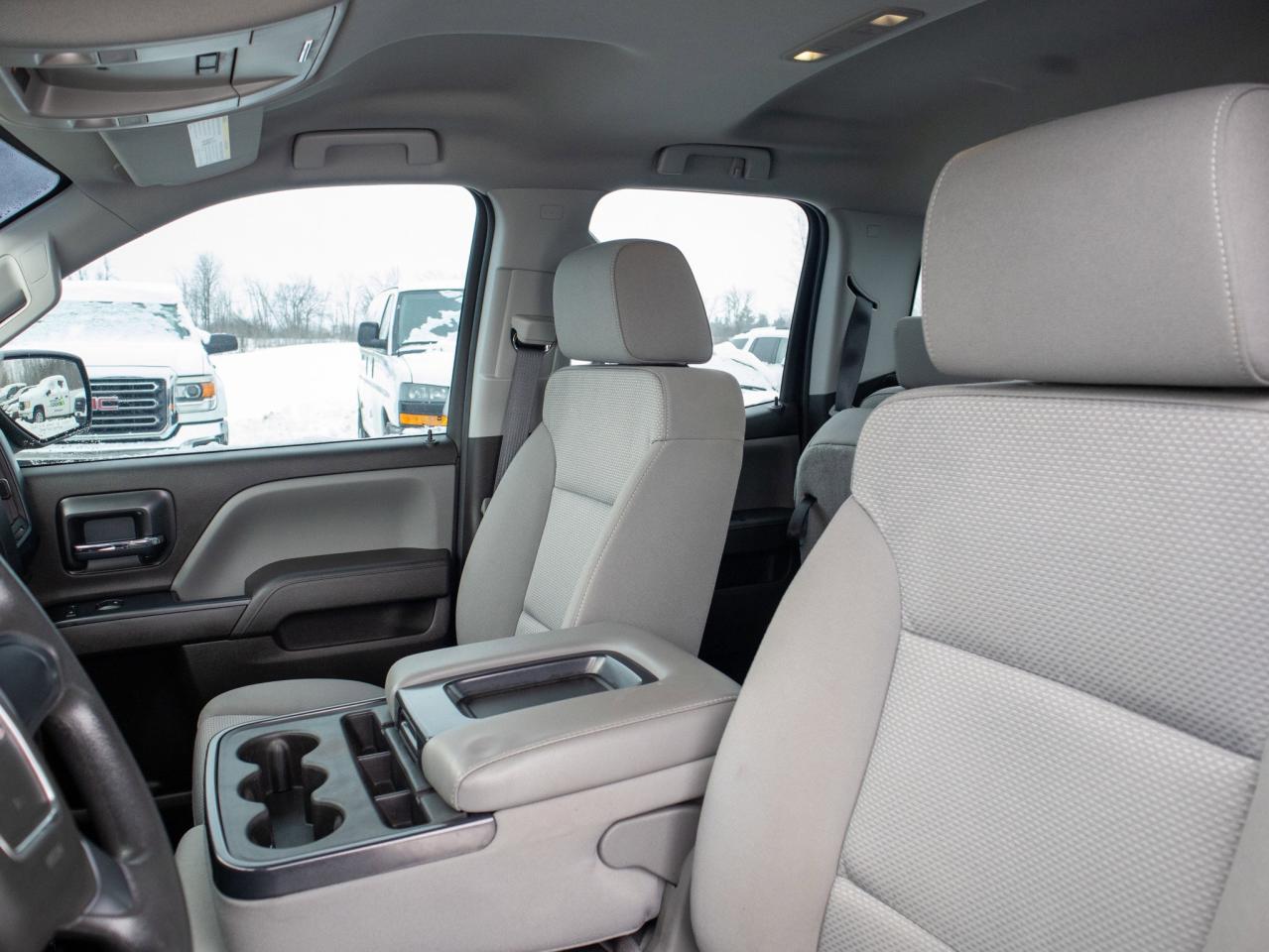 2017 GMC Sierra 1500 - MP3 Capability   HID Headlights Photo