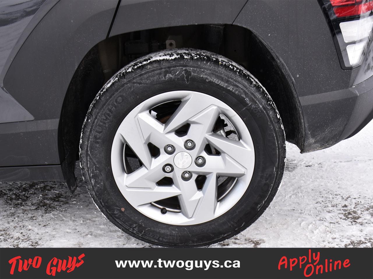 2024 Hyundai KONA 2.0L Essential FWD Remote Start Back Up Camera Photo