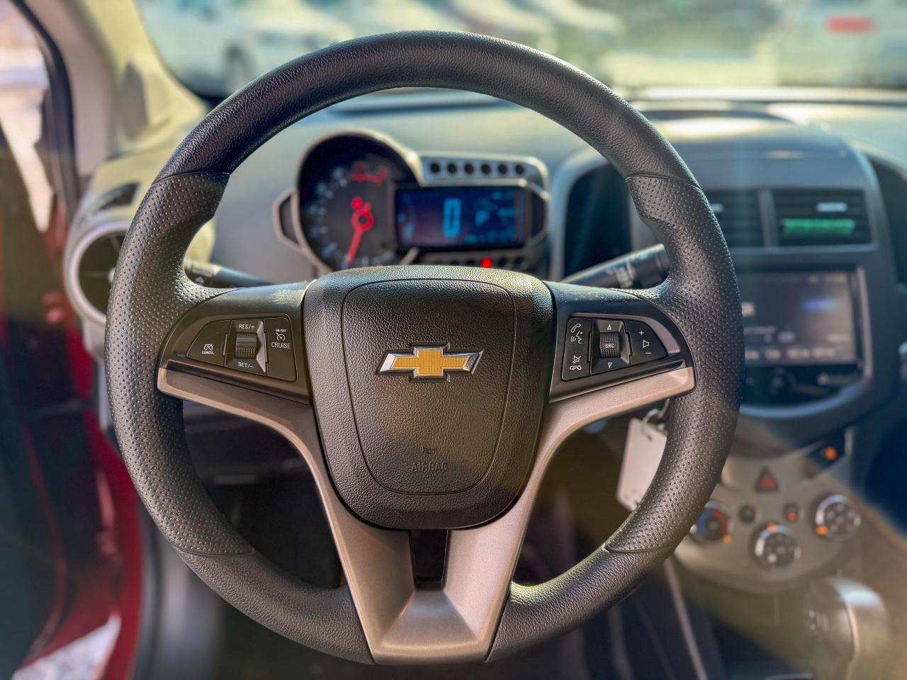 2015 Chevrolet Sonic LT/LOW KM/NO ACCIDENTS/CAMERA/1.8L/HEATED SEATS Photo