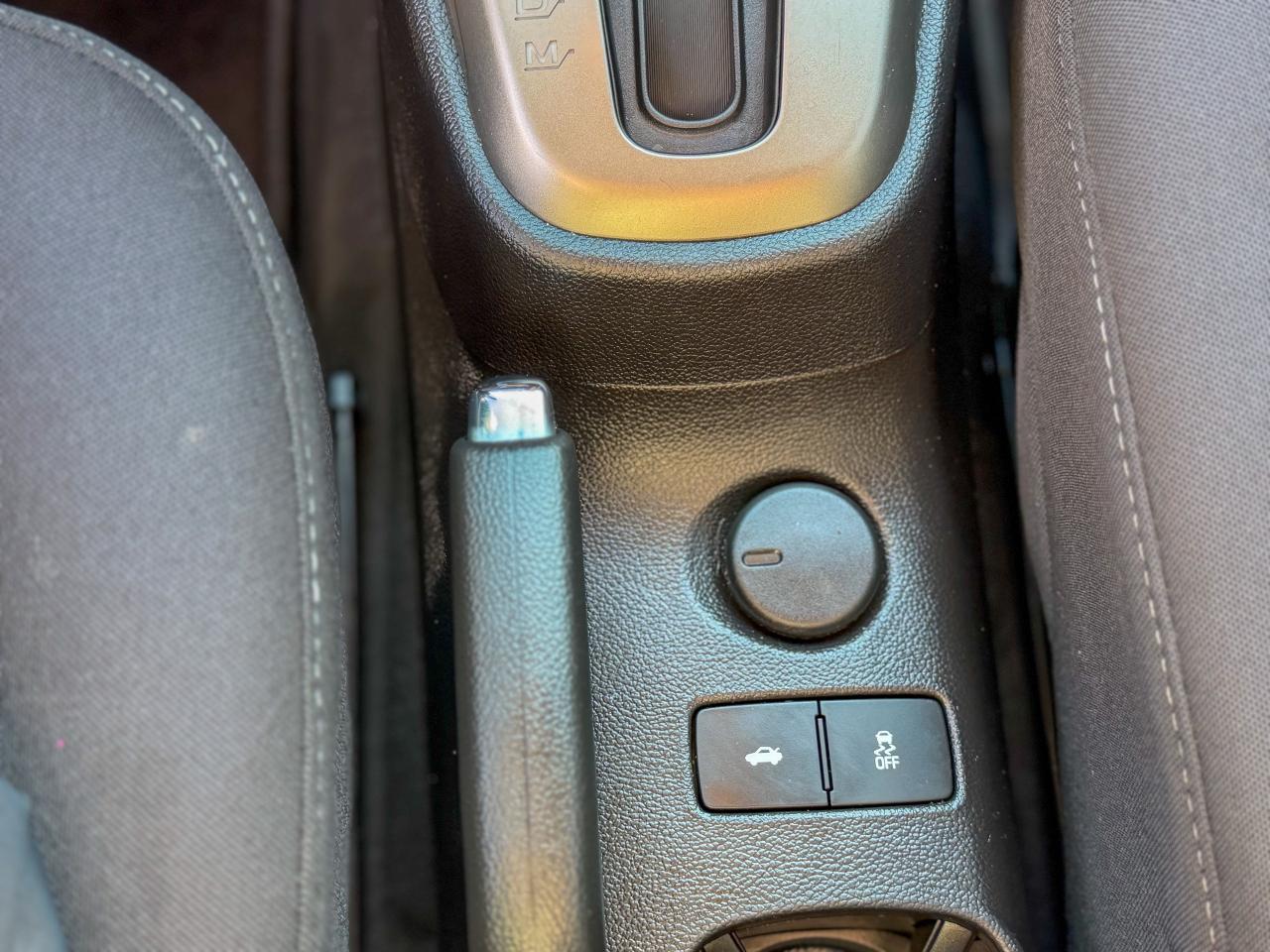 2015 Chevrolet Sonic LT/LOW KM/NO ACCIDENTS/CAMERA/1.8L/HEATED SEATS Photo