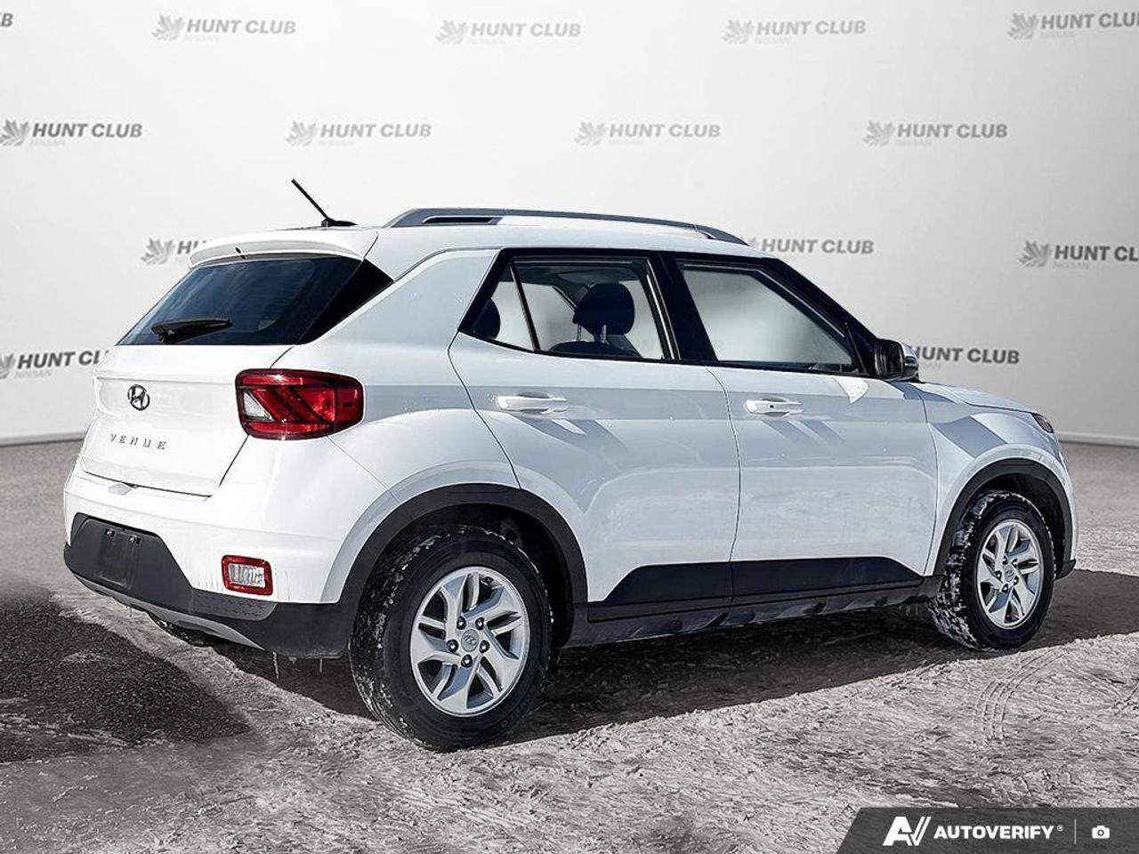 2023 Hyundai Venue Preferred   Heated Seats   Heated Steering   Apple Photo