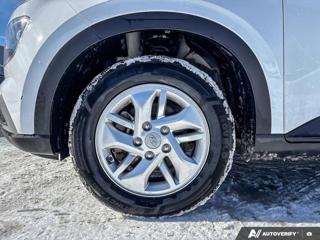 2023 Hyundai Venue Preferred   Heated Seats   Heated Steering   Apple Photo