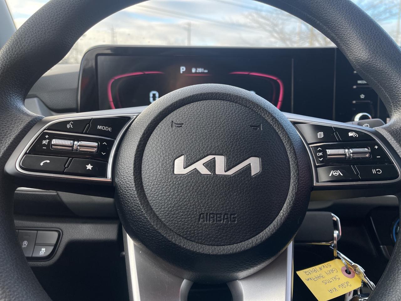 2026 Kia Seltos LX AWD   Htd Cloth   CarPlay   Like NEW Photo