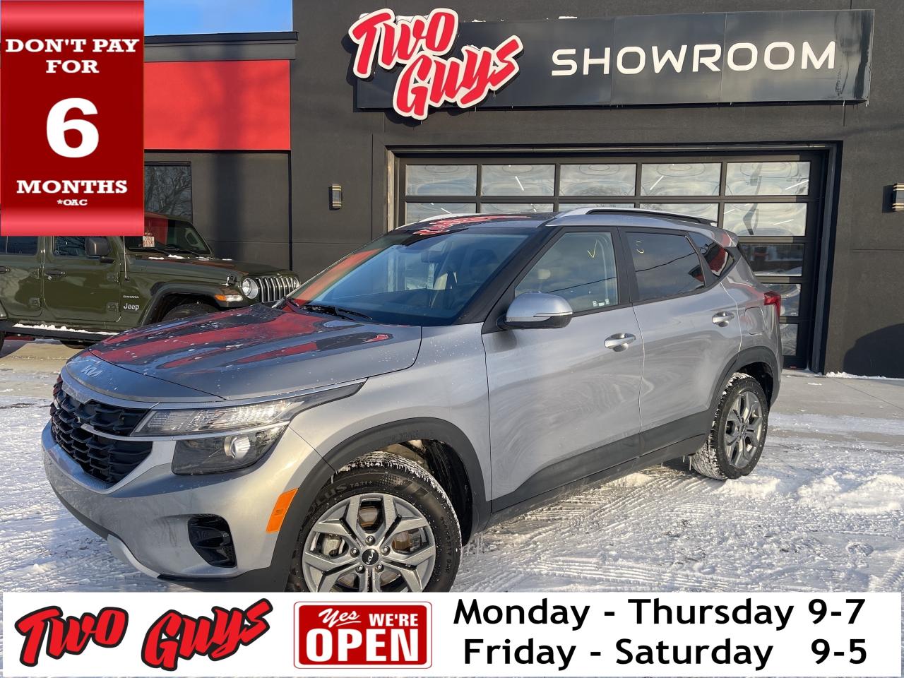 2026 Kia Seltos LX AWD   Htd Cloth   CarPlay   Like NEW Photo