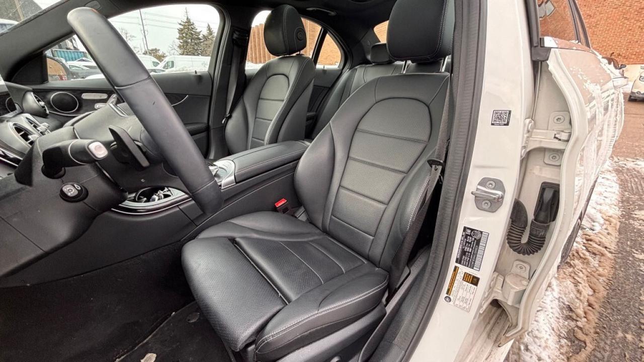 2019 Mercedes-Benz C-Class C 300 4MATIC AMG Pkg/Clean Carfax/NAVI/Leather/Sun Photo