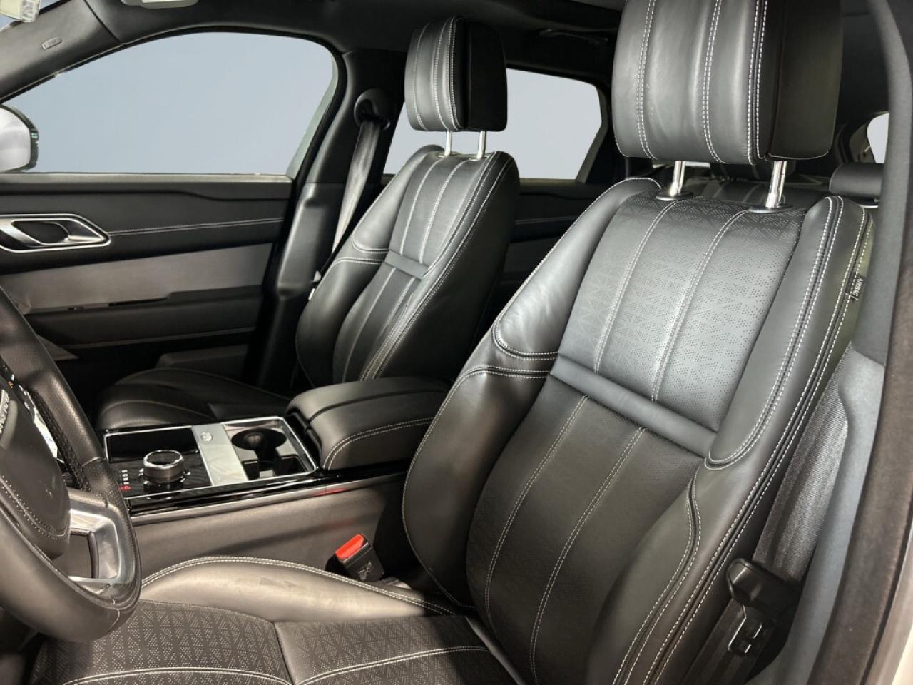 2019 Land Rover Range Rover Velar R-Dynamic /NAVI/Leather/Sunroof/Drive Assist/360 C Photo