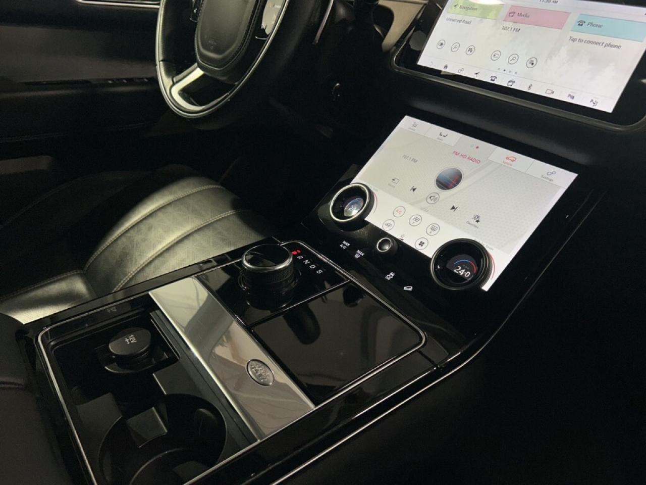 2019 Land Rover Range Rover Velar R-Dynamic /NAVI/Leather/Sunroof/Drive Assist/360 C Photo