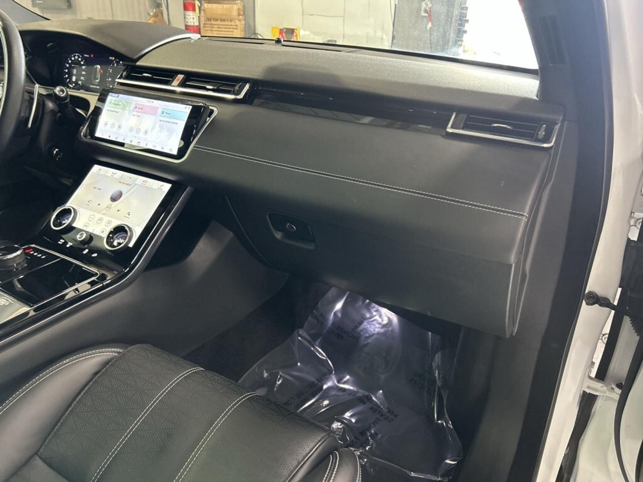 2019 Land Rover Range Rover Velar R-Dynamic HSE / NAV / Leather / Sunroof / Drive As Photo