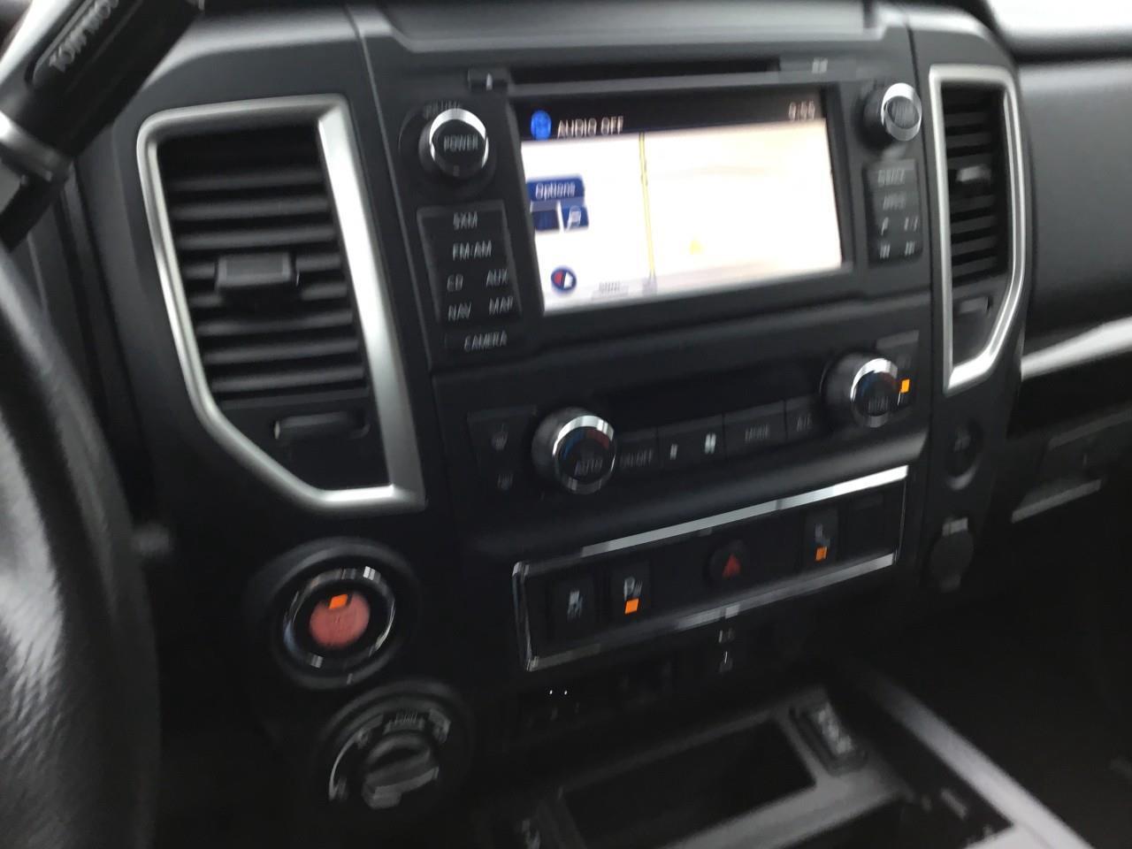 2018 Nissan Titan  Photo