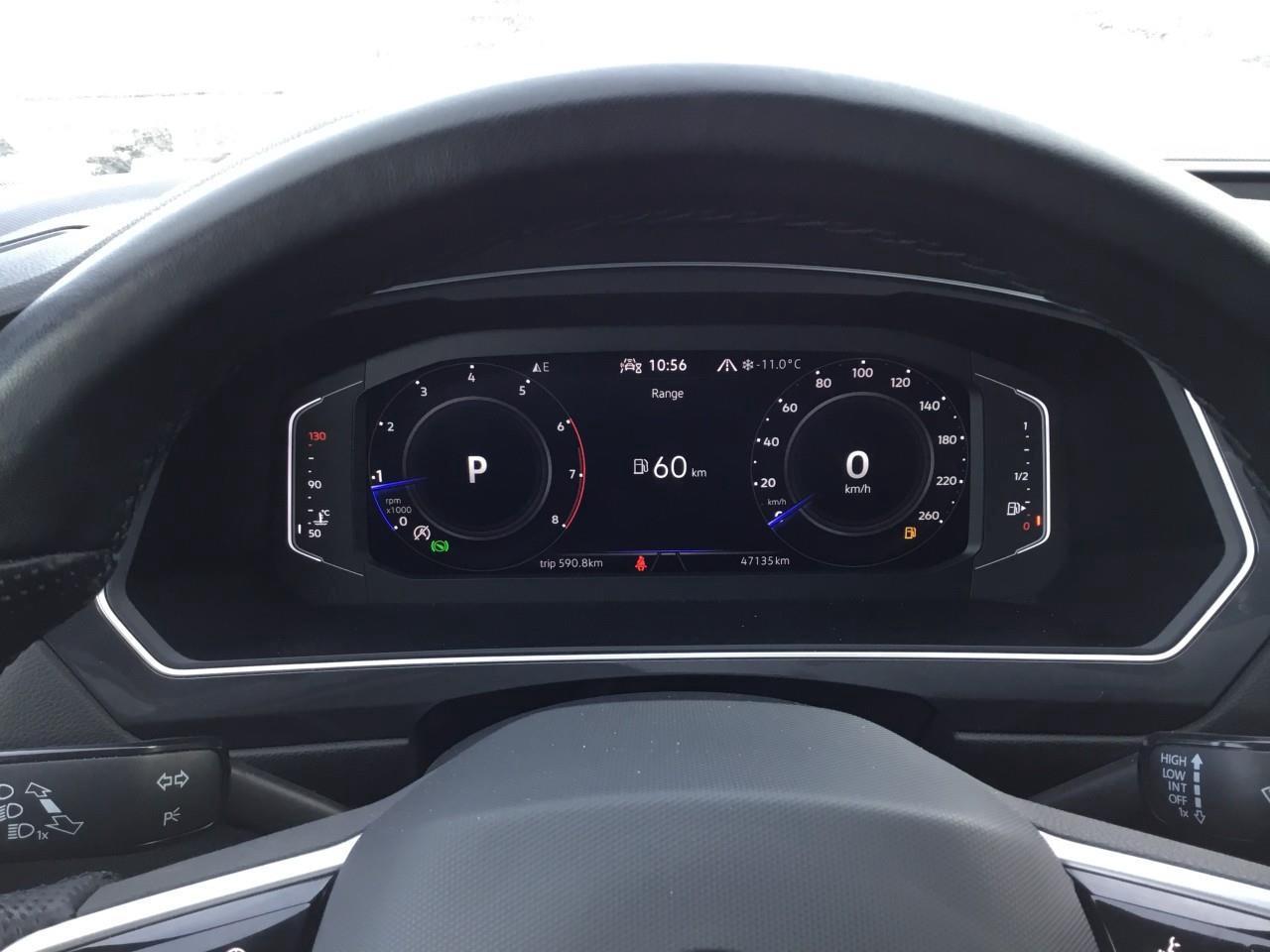 2023 Volkswagen Tiguan Comfortline R-Line Black Photo