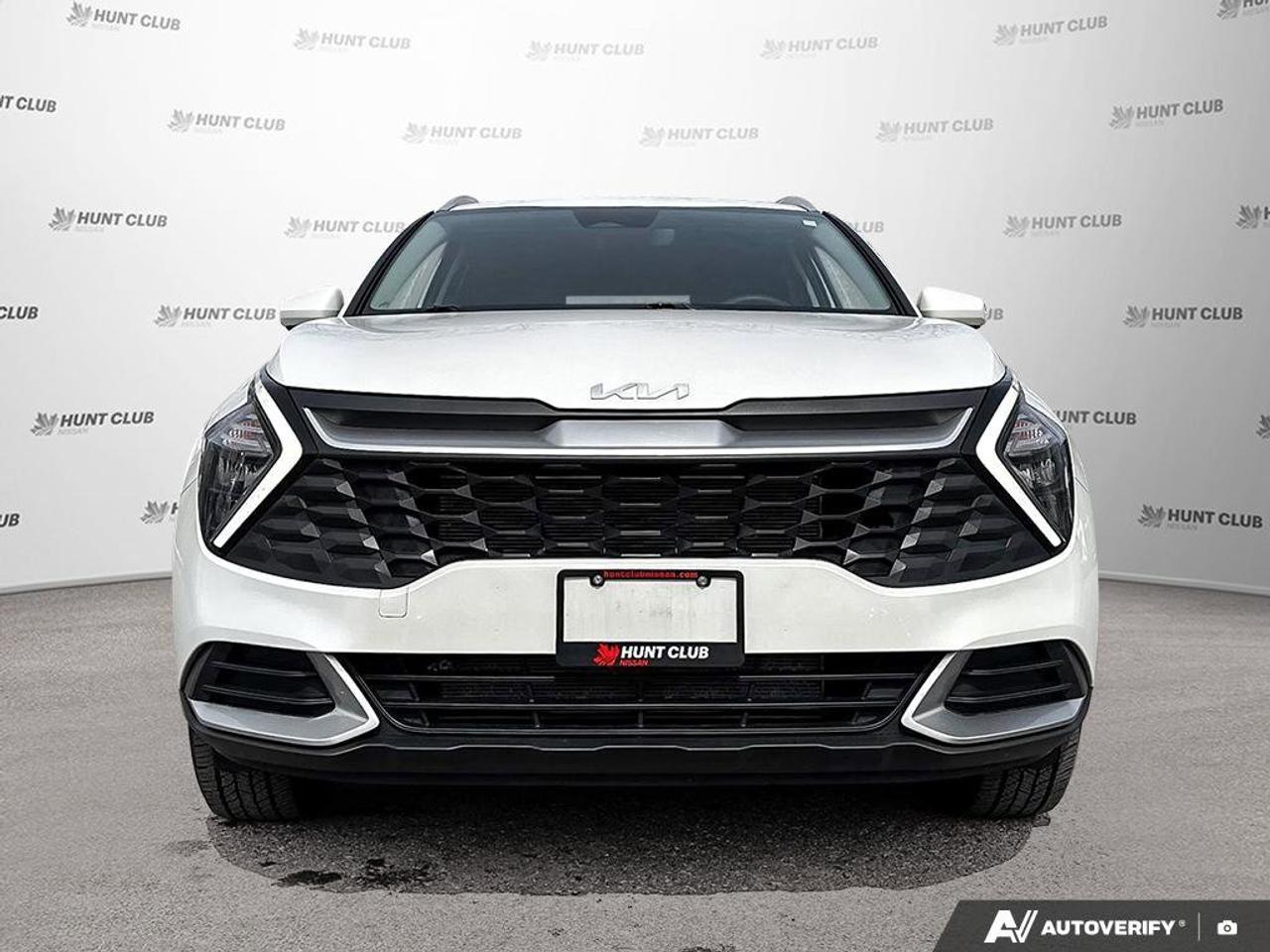 2023 Kia Sportage LX   Heated Seats   Apple CarPlay   Clean Carfax Photo