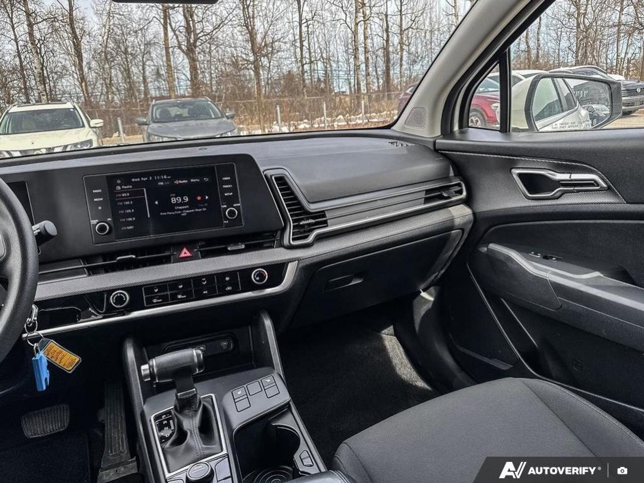 2023 Kia Sportage LX   Heated Seats   Apple CarPlay   Clean Carfax Photo