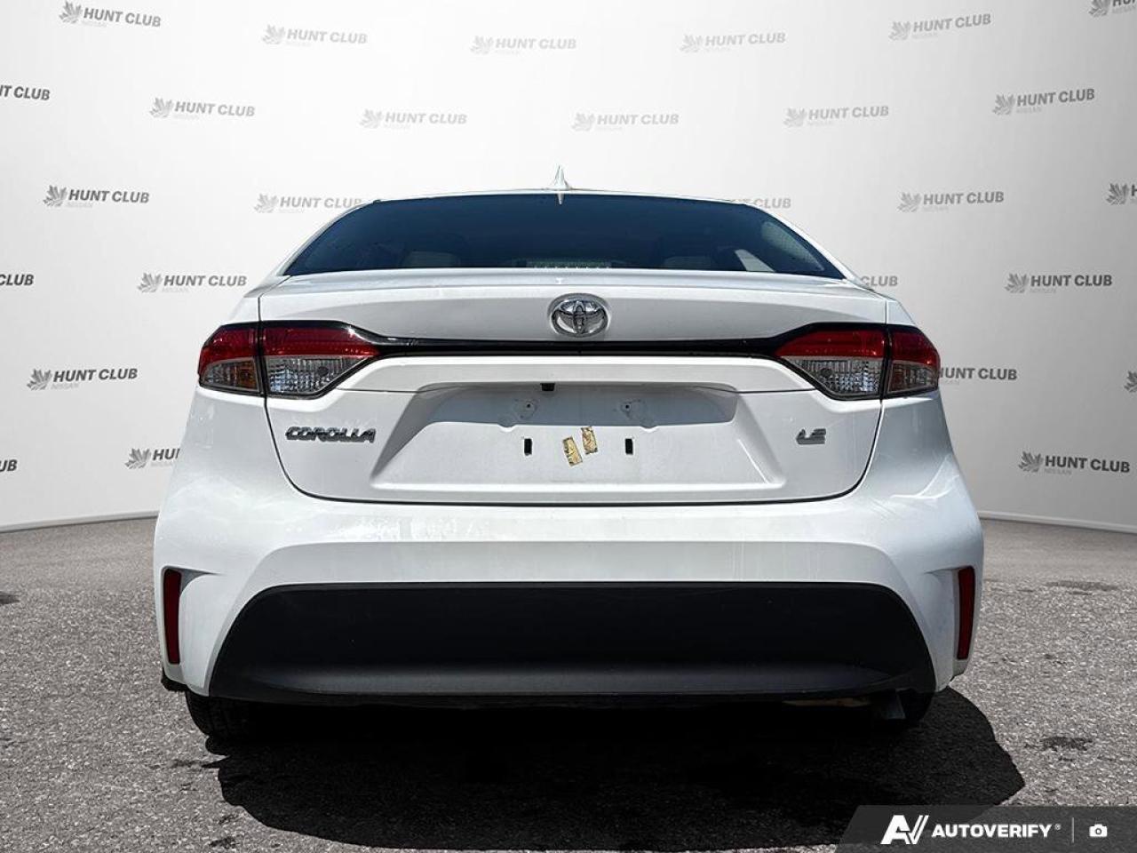 2023 Toyota Corolla LE Photo