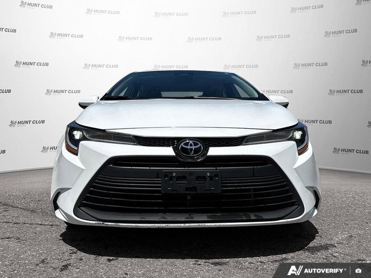 2023 Toyota Corolla LE Photo