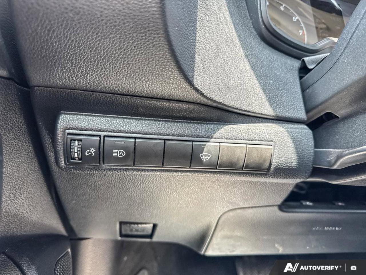 2023 Toyota Corolla LE Photo