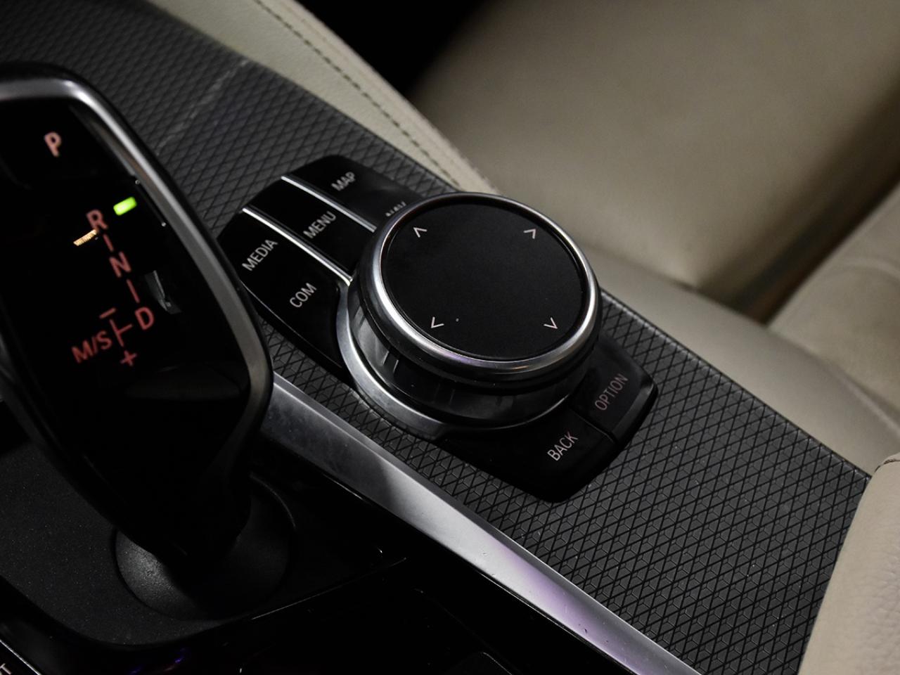 2019 BMW 5 Series No Accidents l M-Sport l XDrive l 2.0L l 4Cyl Photo