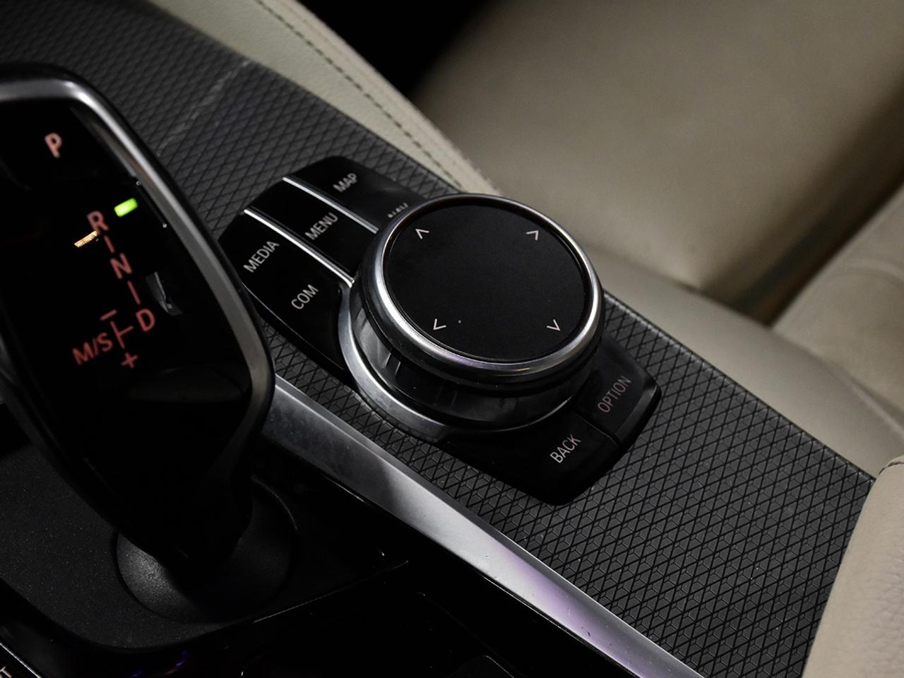 2019 BMW 5 Series No Accidents l M-Sport l XDrive l 2.0L l 4Cyl Photo