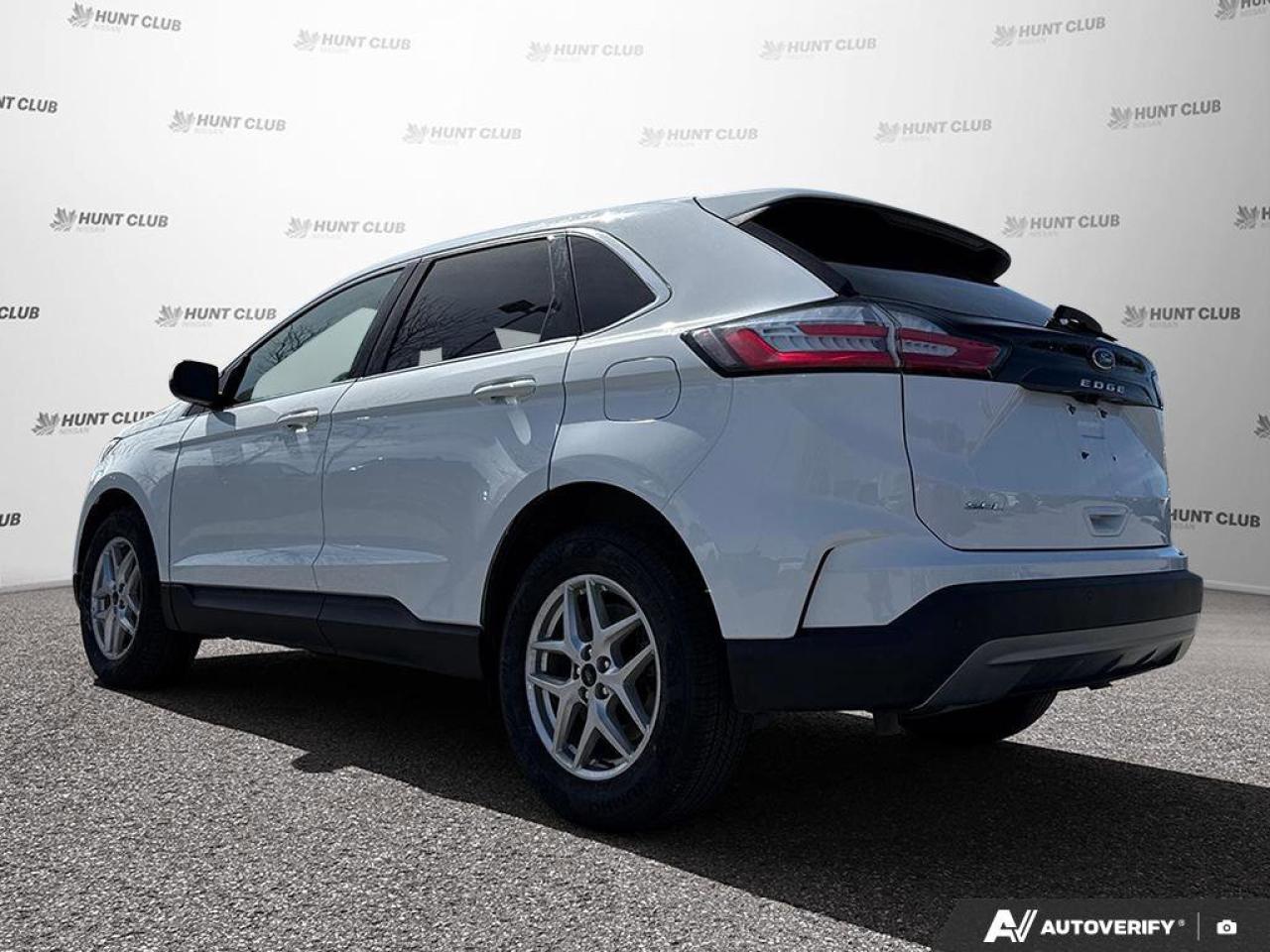 2023 Ford Edge SEL Photo