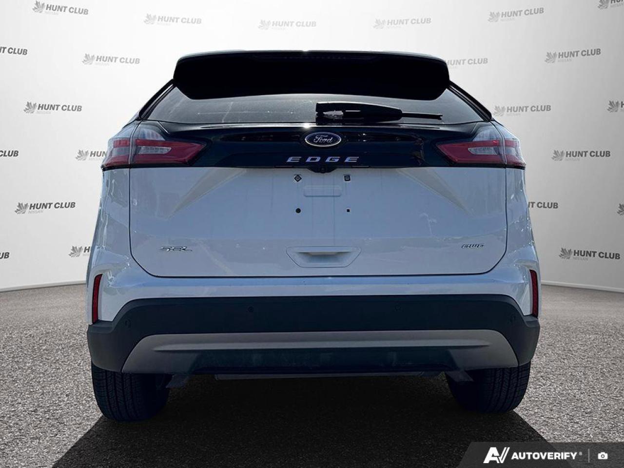 2023 Ford Edge SEL Photo