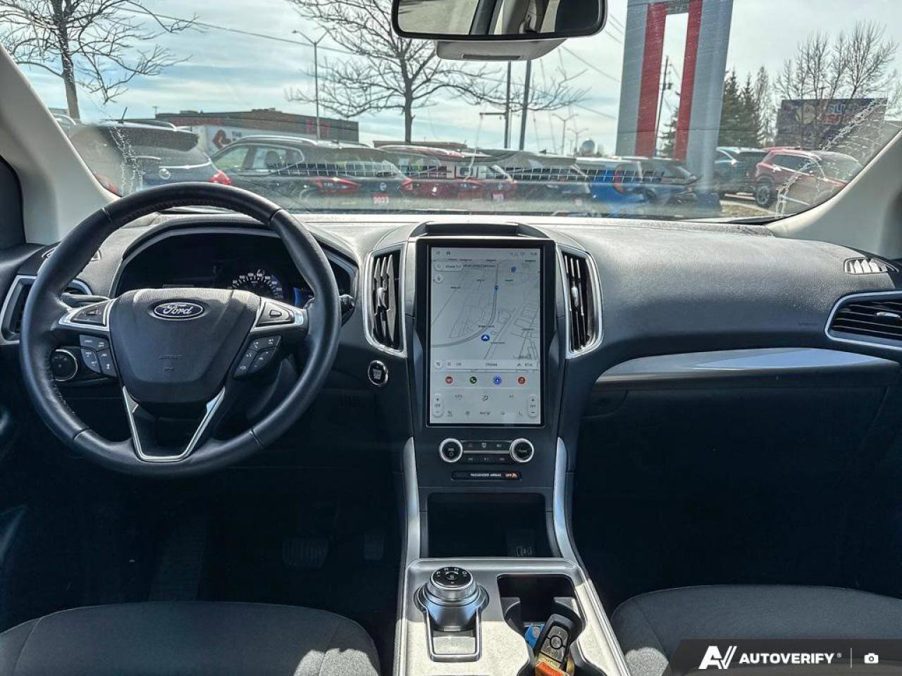 2023 Ford Edge SEL Photo
