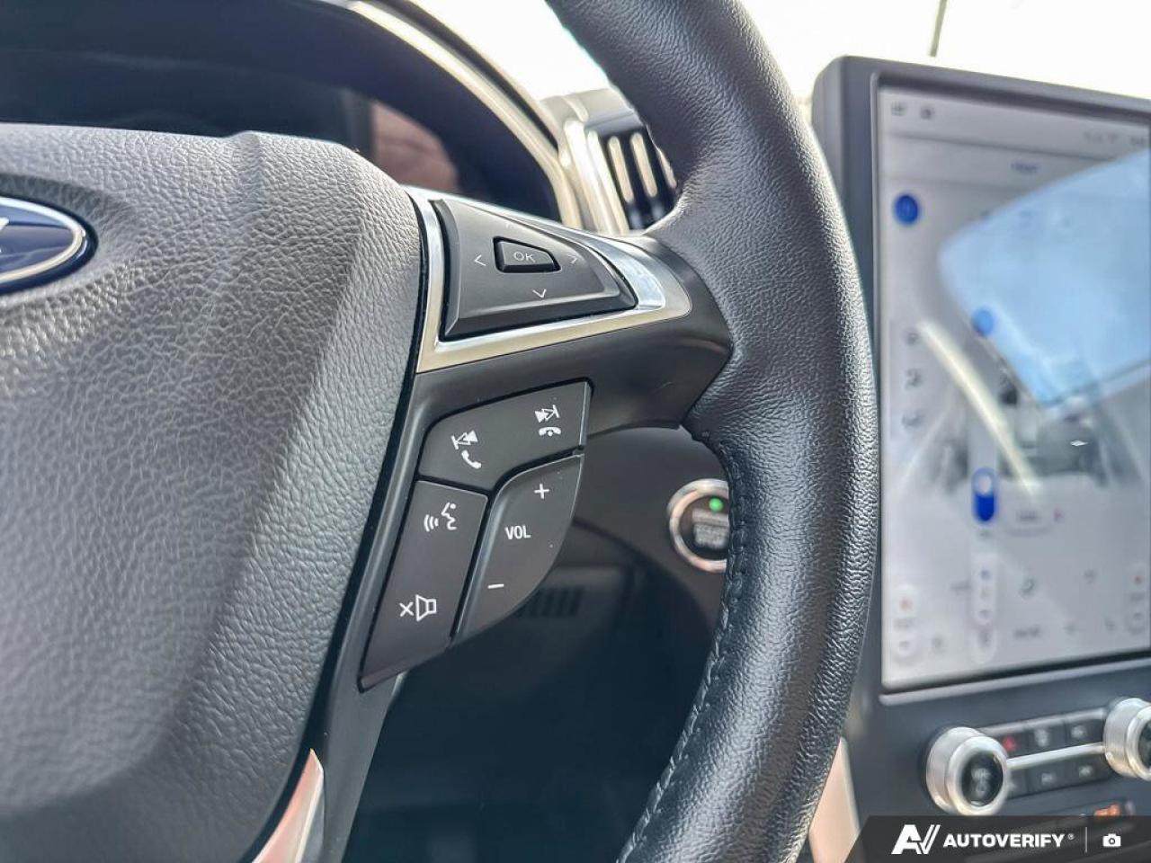 2023 Ford Edge SEL Photo