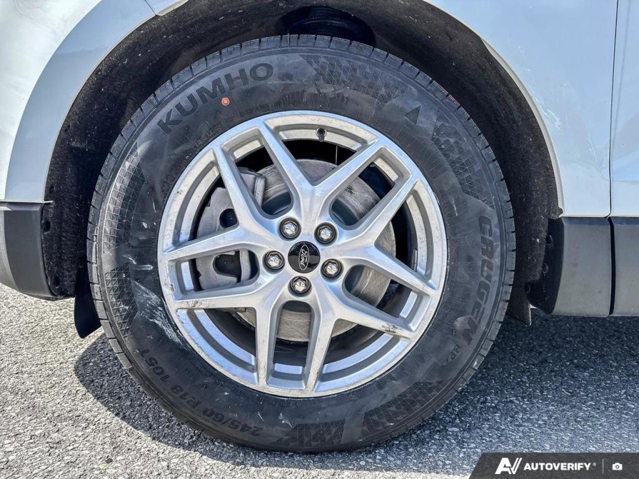 2023 Ford Edge SEL Photo