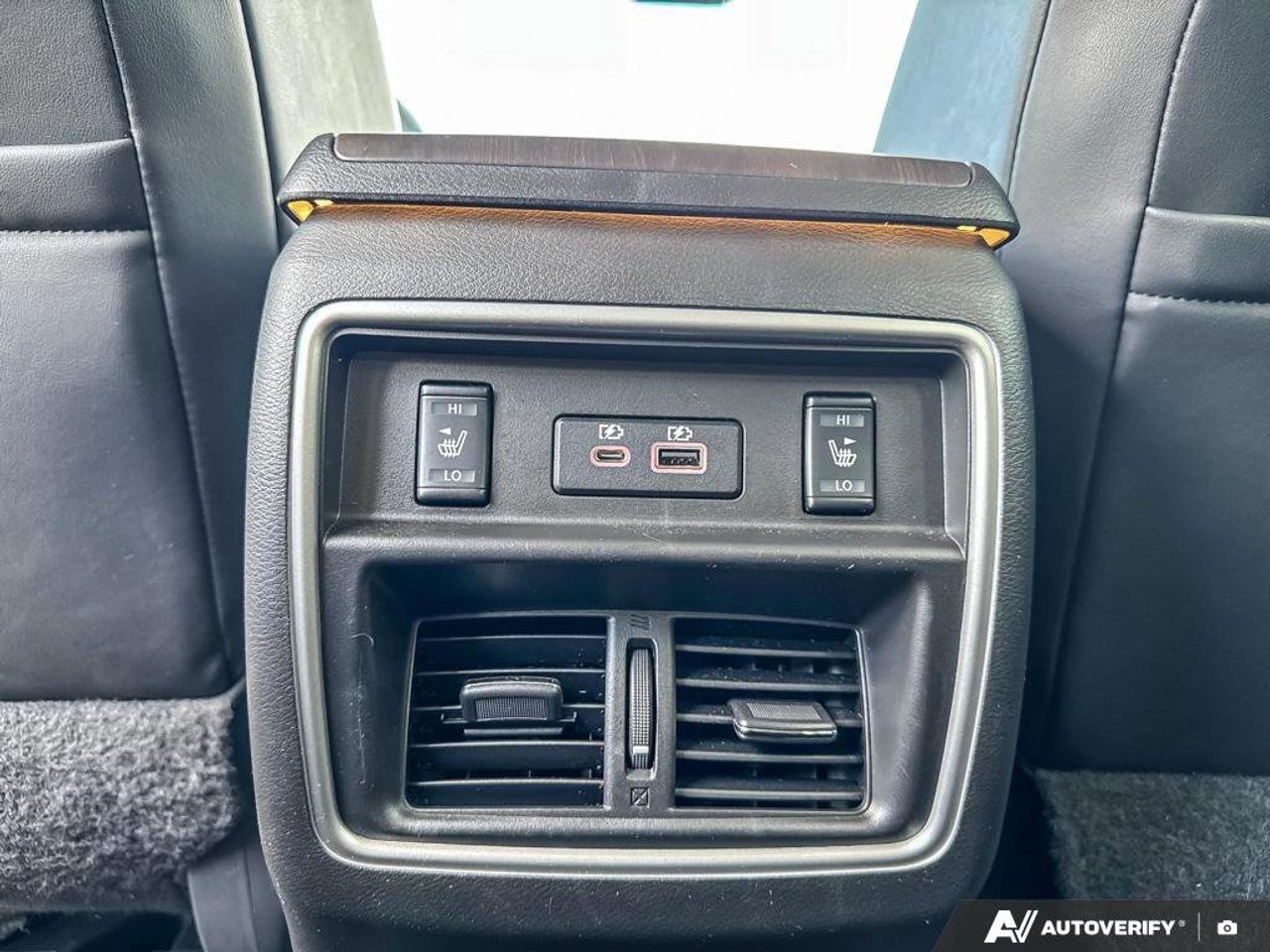 2022 Nissan Murano Platinum   Navigation   Moonroof   Heated Seats Photo