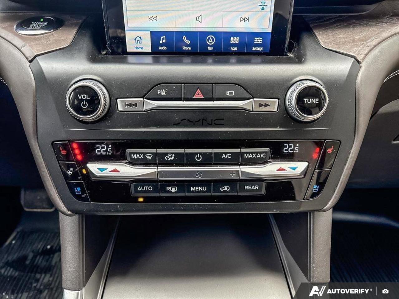 2020 Ford Explorer Platinum   NAV   MOONROOF   LEATHER NAV   MOONROOF Photo