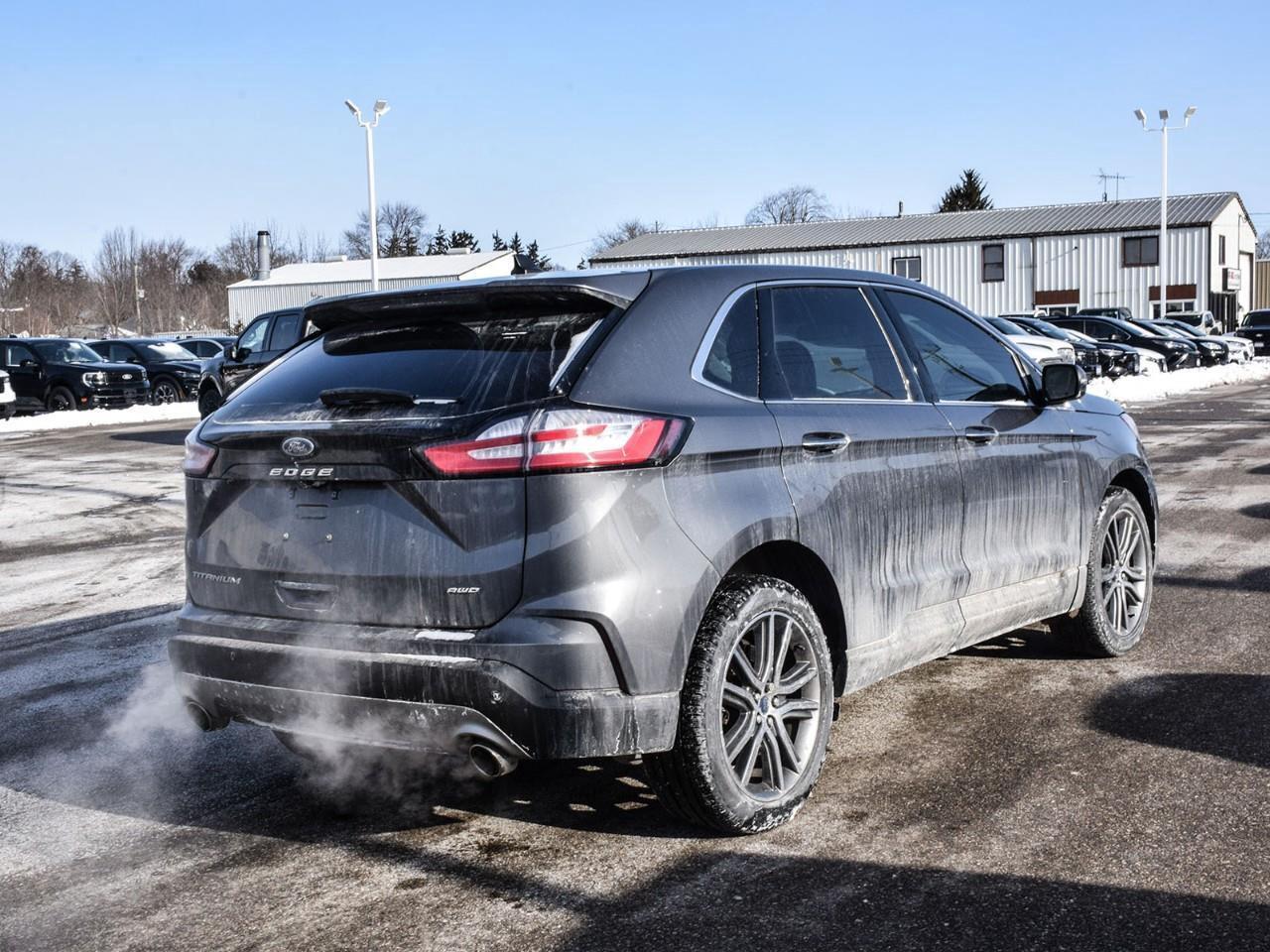 2022 Ford Edge Titanium Panoramic Sunroof   Heated Leather Seats Photo