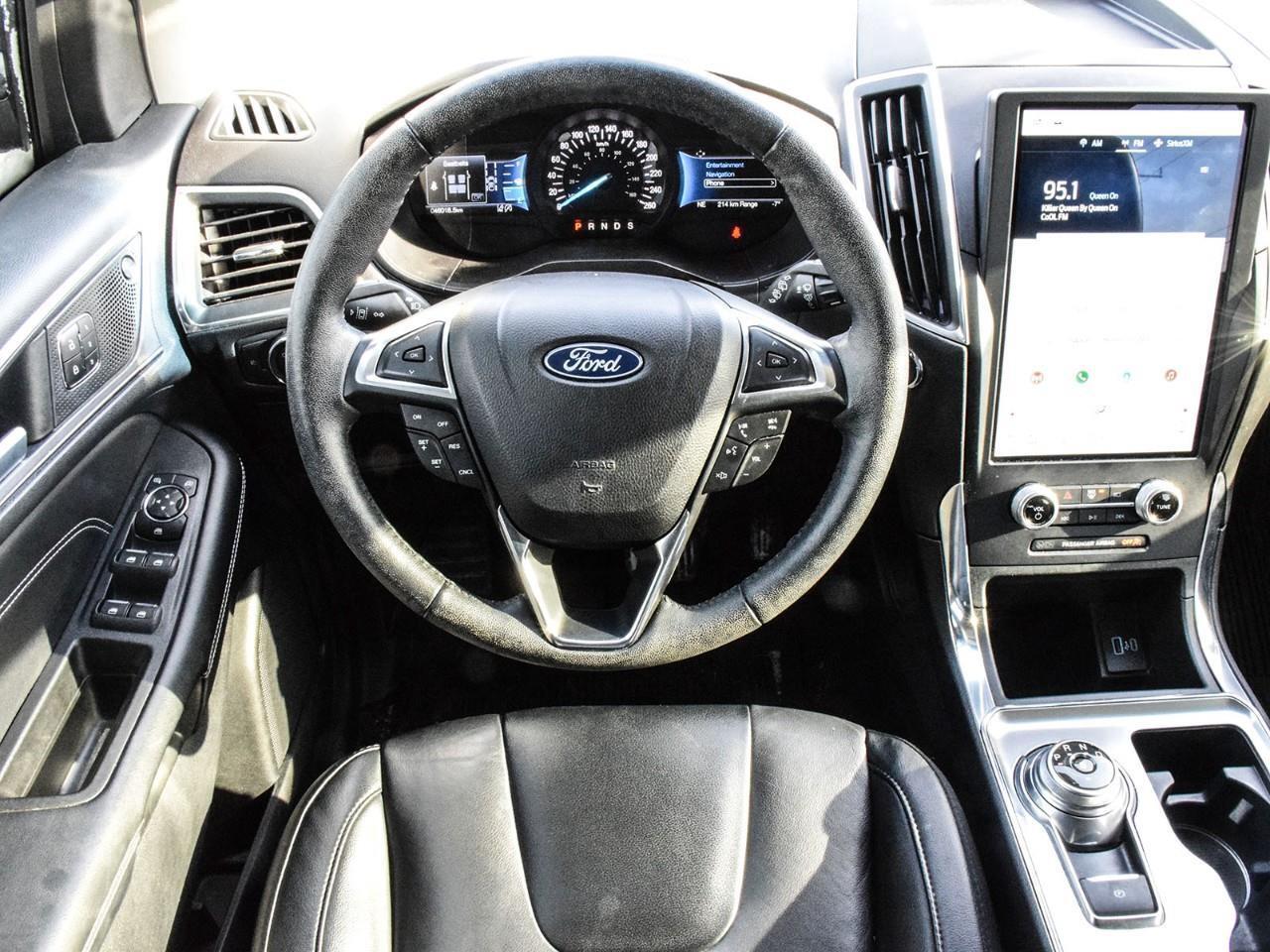 2022 Ford Edge Titanium Panoramic Sunroof   Heated Leather Seats Photo