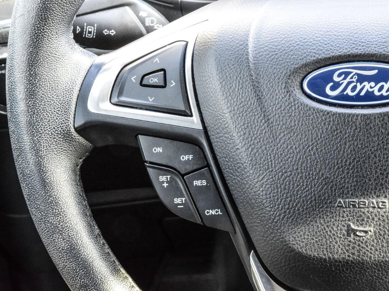 2022 Ford Edge Titanium Panoramic Sunroof   Heated Leather Seats Photo