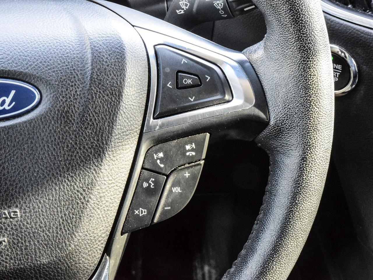 2022 Ford Edge Titanium Panoramic Sunroof   Heated Leather Seats Photo