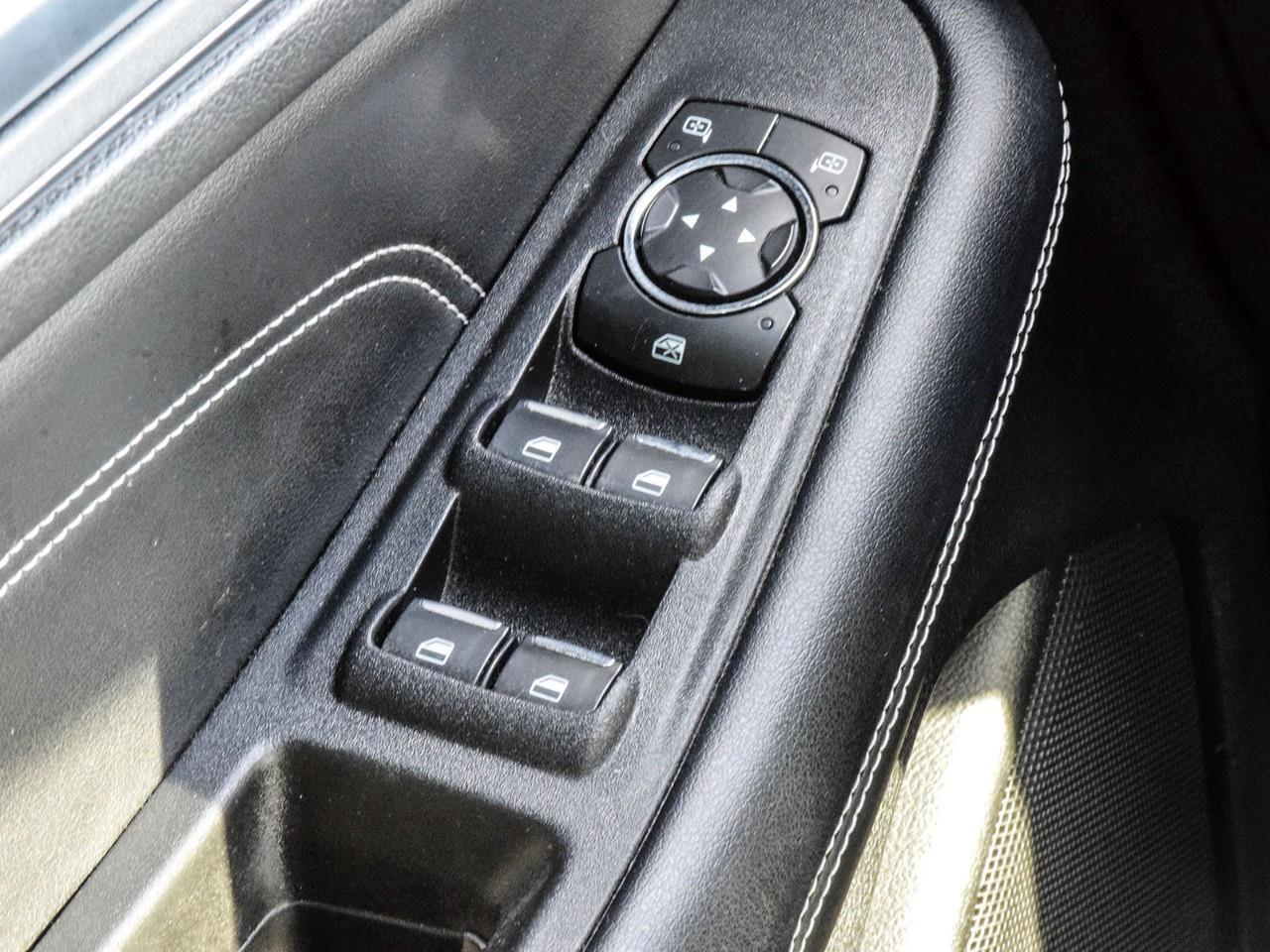 2022 Ford Edge Titanium Panoramic Sunroof   Heated Leather Seats Photo