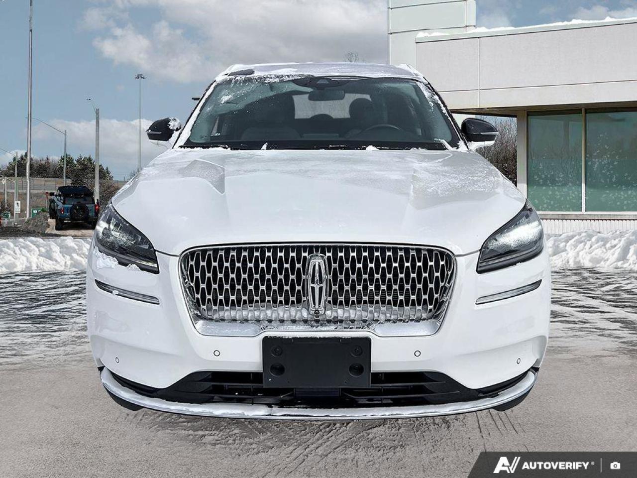 2022 Lincoln Corsair Reserve   ONE OWNER   LOW KMS   MOONROOF ONE OWNER Photo2