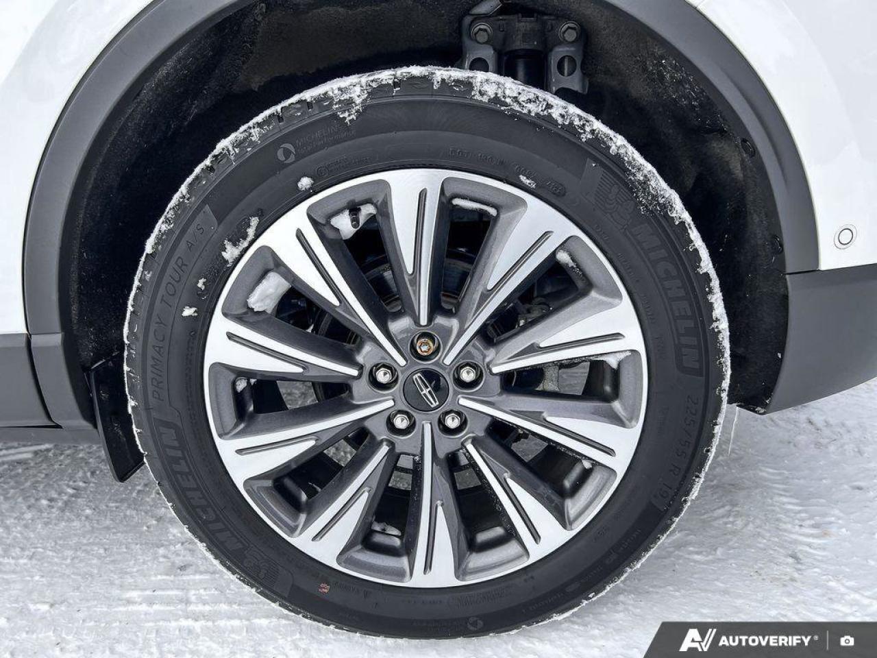 2022 Lincoln Corsair Reserve   ONE OWNER   LOW KMS   MOONROOF ONE OWNER Photo