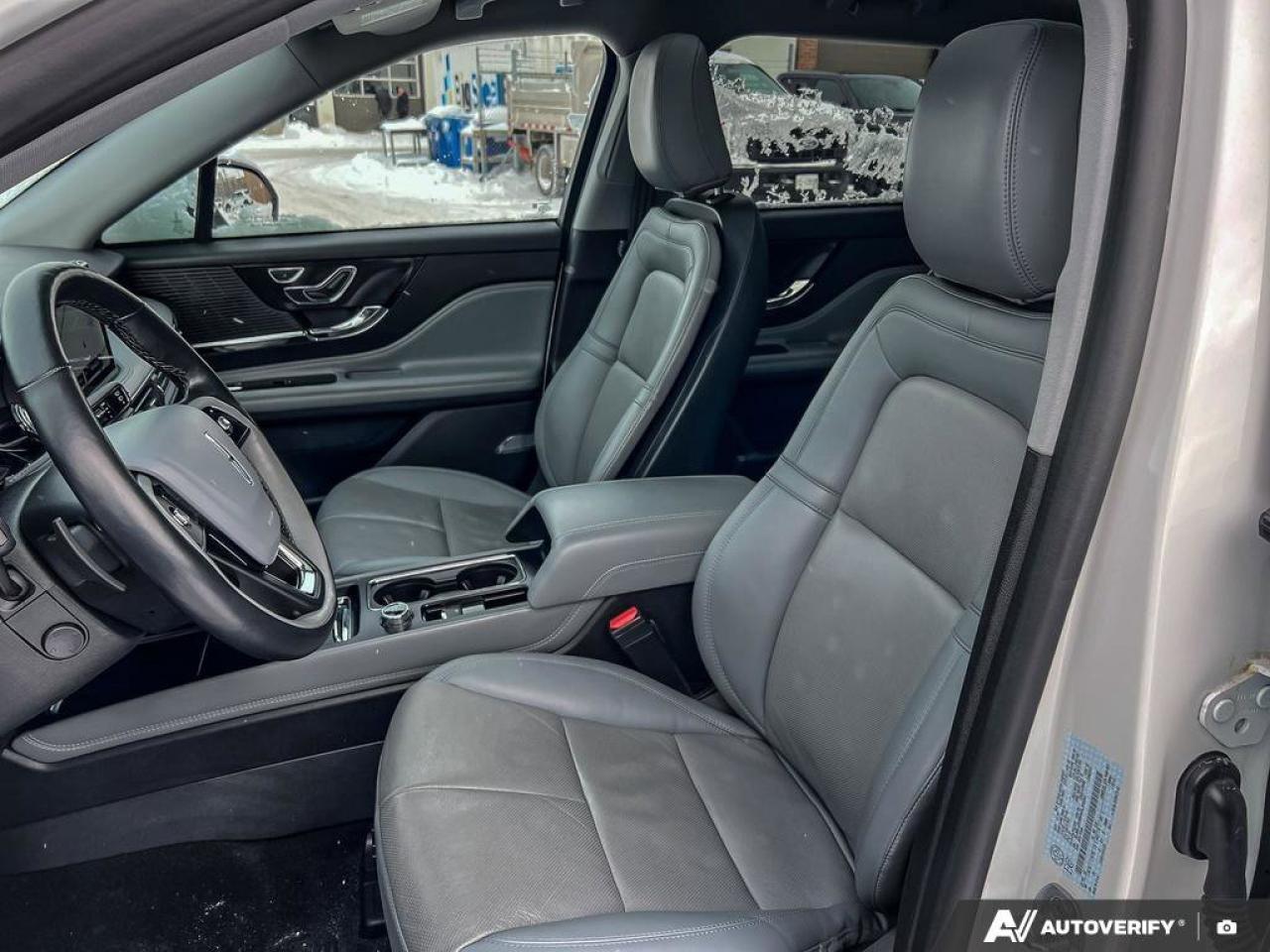 2022 Lincoln Corsair Reserve   ONE OWNER   LOW KMS   MOONROOF ONE OWNER Photo