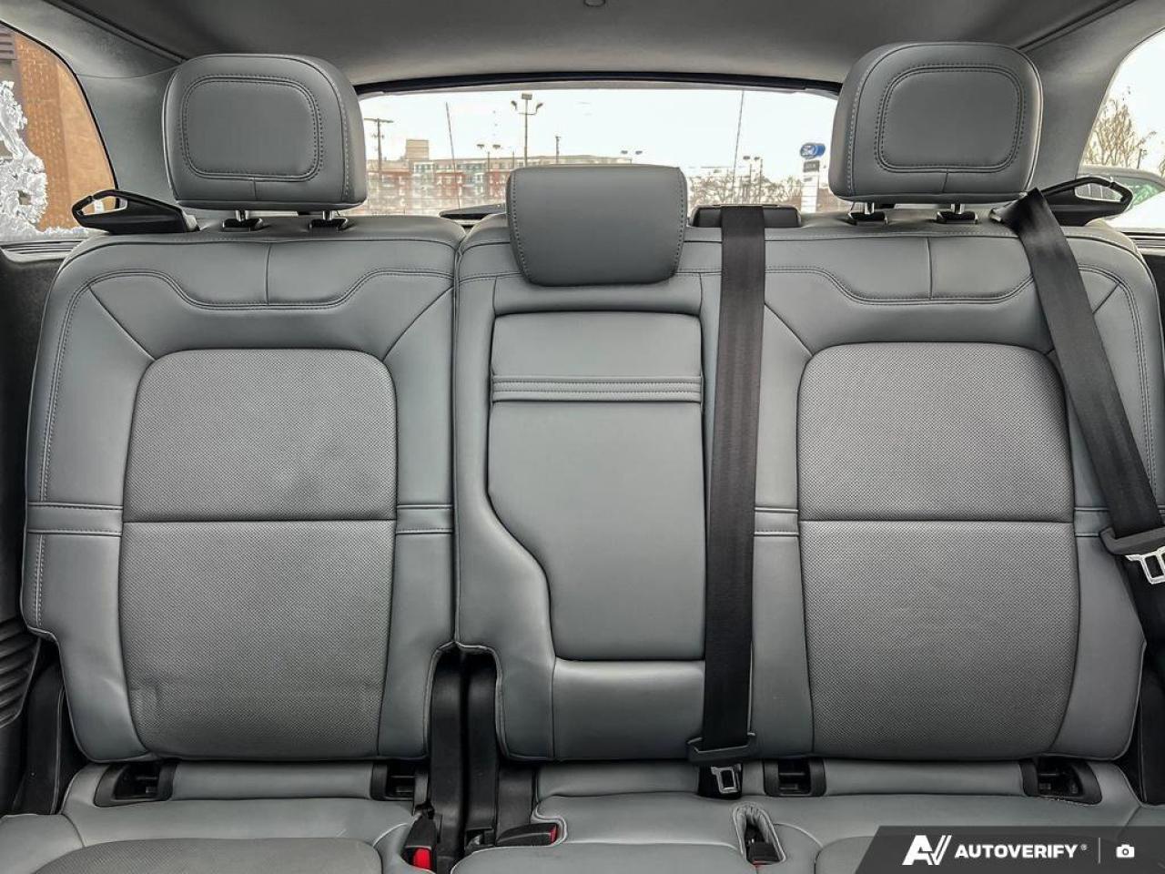 2022 Lincoln Corsair Reserve   ONE OWNER   LOW KMS   MOONROOF ONE OWNER Photo