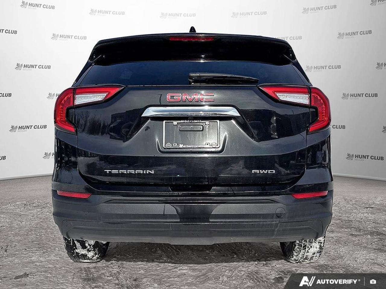 2024 GMC Terrain SLE   Heated Seats  Apple CarPlay   Rear Camera Photo