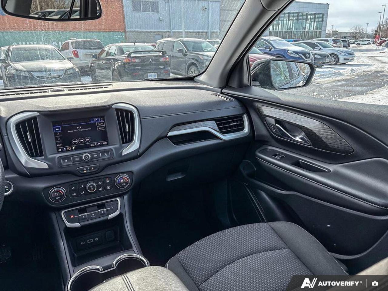 2024 GMC Terrain SLE   Heated Seats  Apple CarPlay   Rear Camera Photo