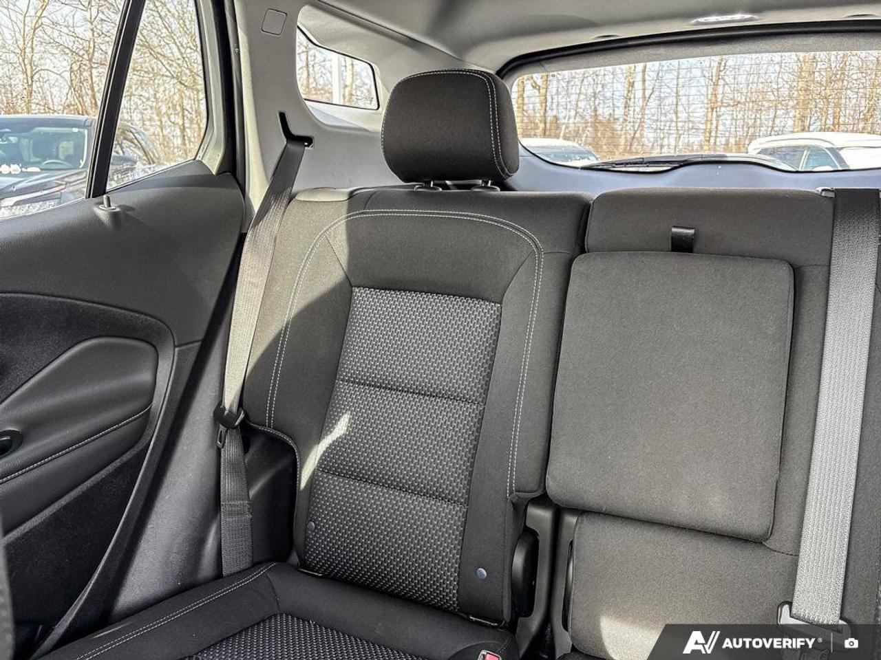 2024 GMC Terrain SLE   Heated Seats  Apple CarPlay   Rear Camera Photo