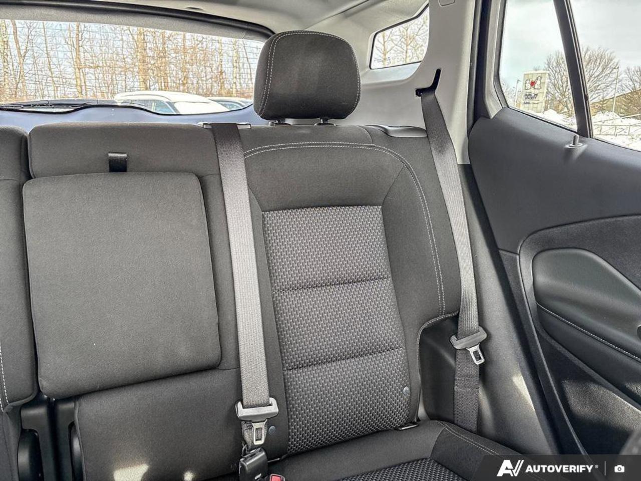 2024 GMC Terrain SLE   Heated Seats  Apple CarPlay   Rear Camera Photo