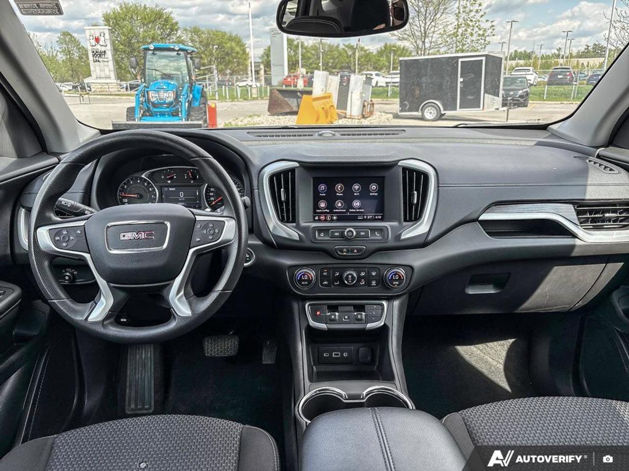 2024 GMC Terrain SLE   Heated Seats  Apple CarPlay   Rear Camera Photo