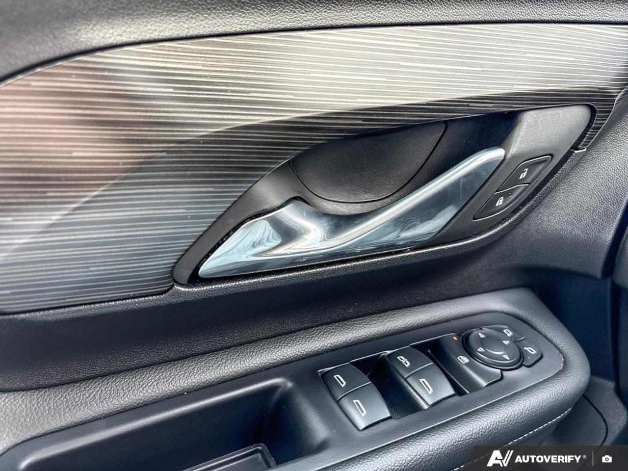 2024 GMC Terrain SLE   Heated Seats  Apple CarPlay   Rear Camera Photo