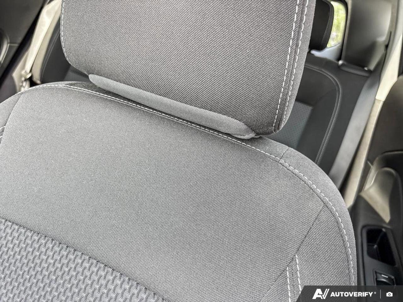 2024 GMC Terrain SLE   Heated Seats  Apple CarPlay   Rear Camera Photo
